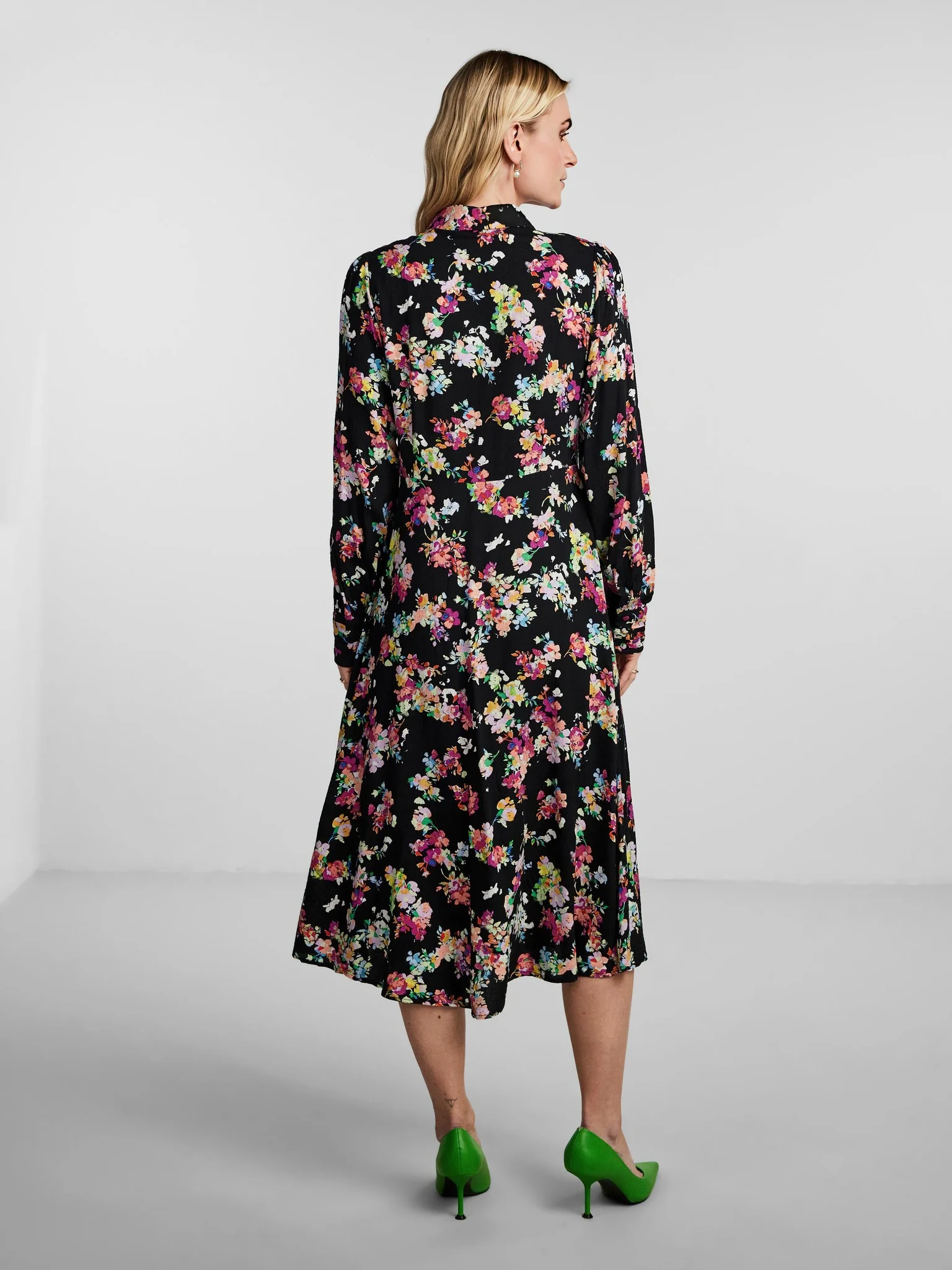 YAS Yasaloma - Robe-chemise longue – Image 3